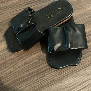 Black sandals size 30 kids
